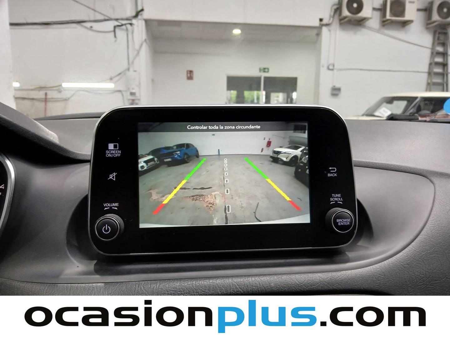 Equipamiento del Fiat Tipo Fiat Tipo 1.4 T-Jet Gasolina/GLP Lounge  (120 CV)