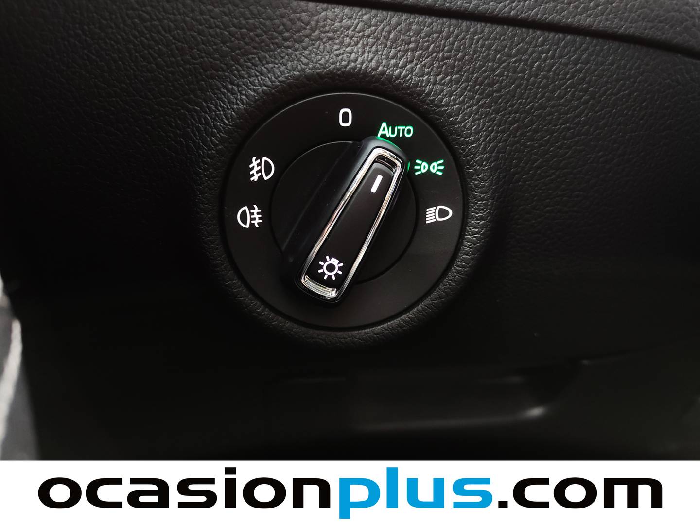 Skoda Superb Skoda Superb 2.0 TDI Sportline DSG (190 CV) automático