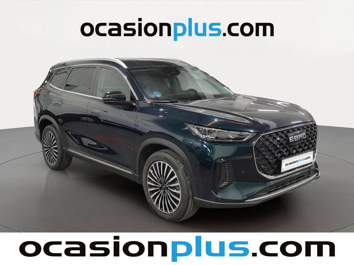 Foto delantera EBRO S800 EBRO S800 1.6 TGDI Luxury DCT (147 CV) 7 Plazas derecha