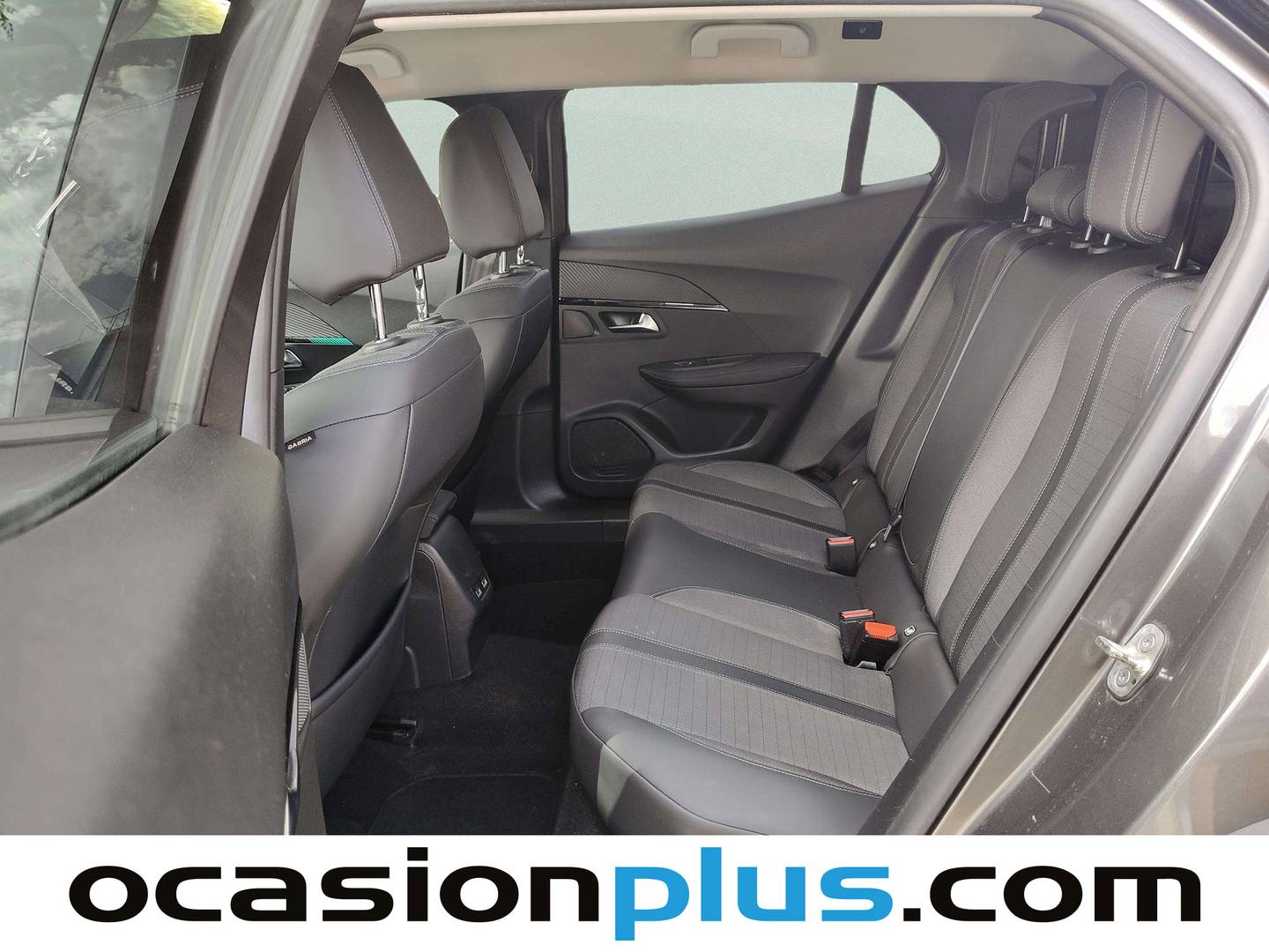 Foto asientos traseros Peugeot 2008 Peugeot 2008 BlueHDi 110 Allure Pack (110 CV)