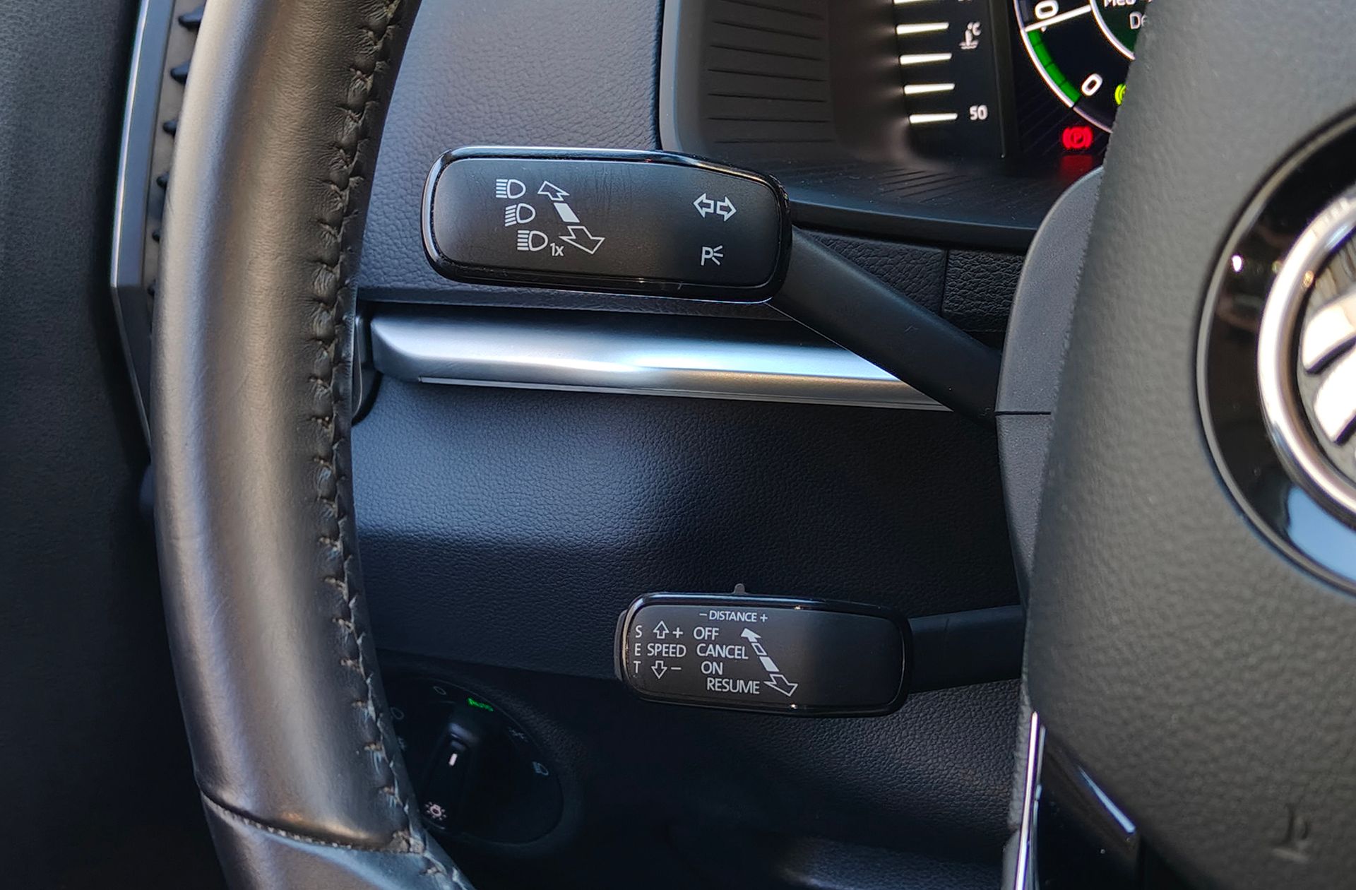 Škoda Karoq 1.5 TSI ACT 125 Aniversario DSG - foto 26