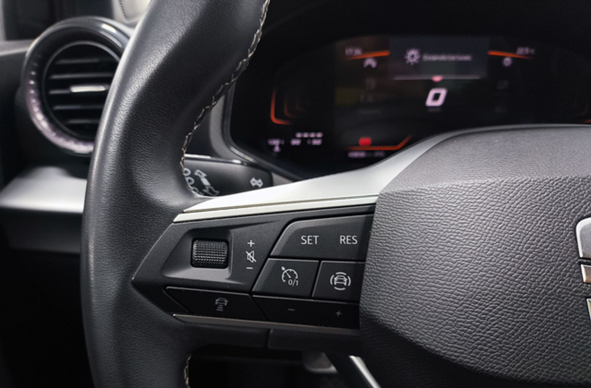 SEAT Ibiza 1.0 TSI Xcellence - foto 28