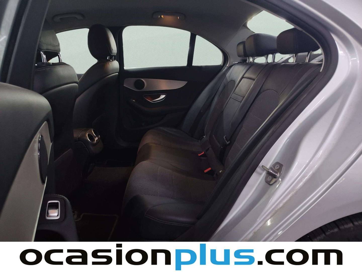 Foto asientos traseros Mercedes Clase C Mercedes Clase C C 200  (184 CV)