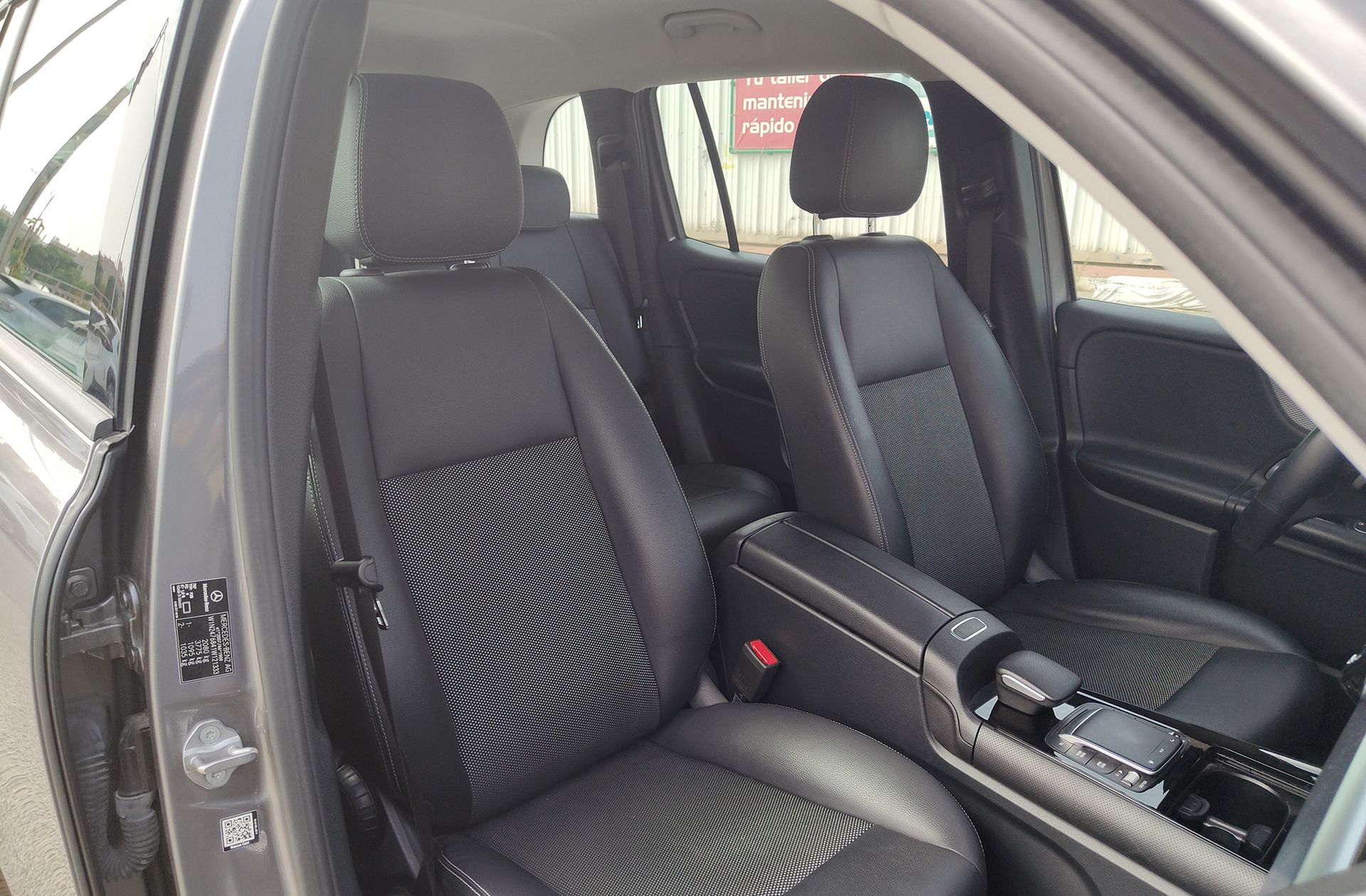 Mercedes-Benz GLB 180 - foto 18