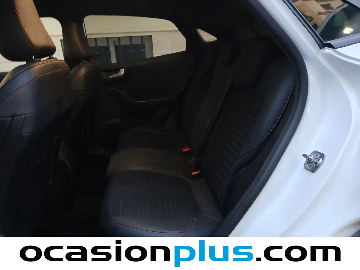 Foto Ford Puma Ford Puma 1.0 EcoBoost MHEV ST-Line X (125 CV)