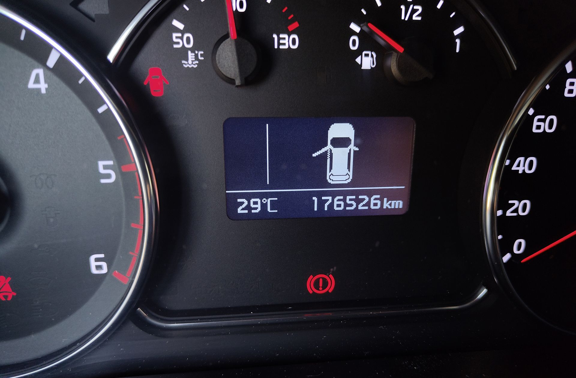 Kia Carens 1.7 CRDi VGT Eco-Dynamic Drive - foto 7