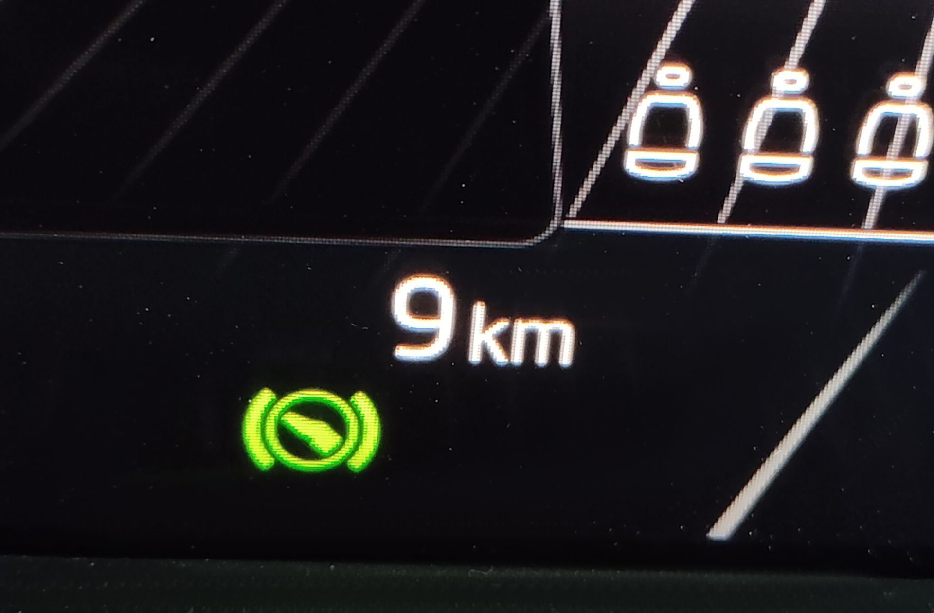 Škoda Kamiq 1.0 TSI Selection DSG - foto 11