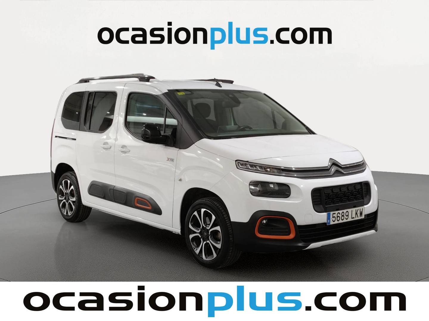 Foto delantera Citroën Berlingo Citroën Berlingo BlueHDi 130 S&S Talla M Shine (130 CV) derecha