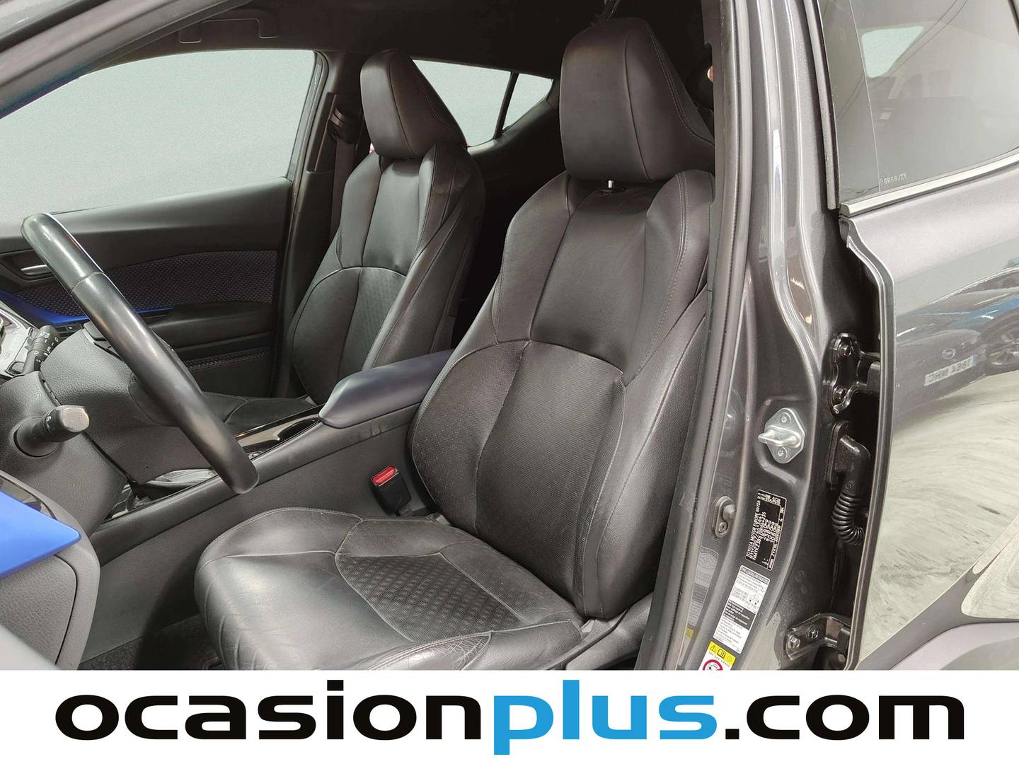 Foto asientos delanteros Toyota C-HR Toyota C-HR 1.8 125H Dynamic Plus (122 CV)