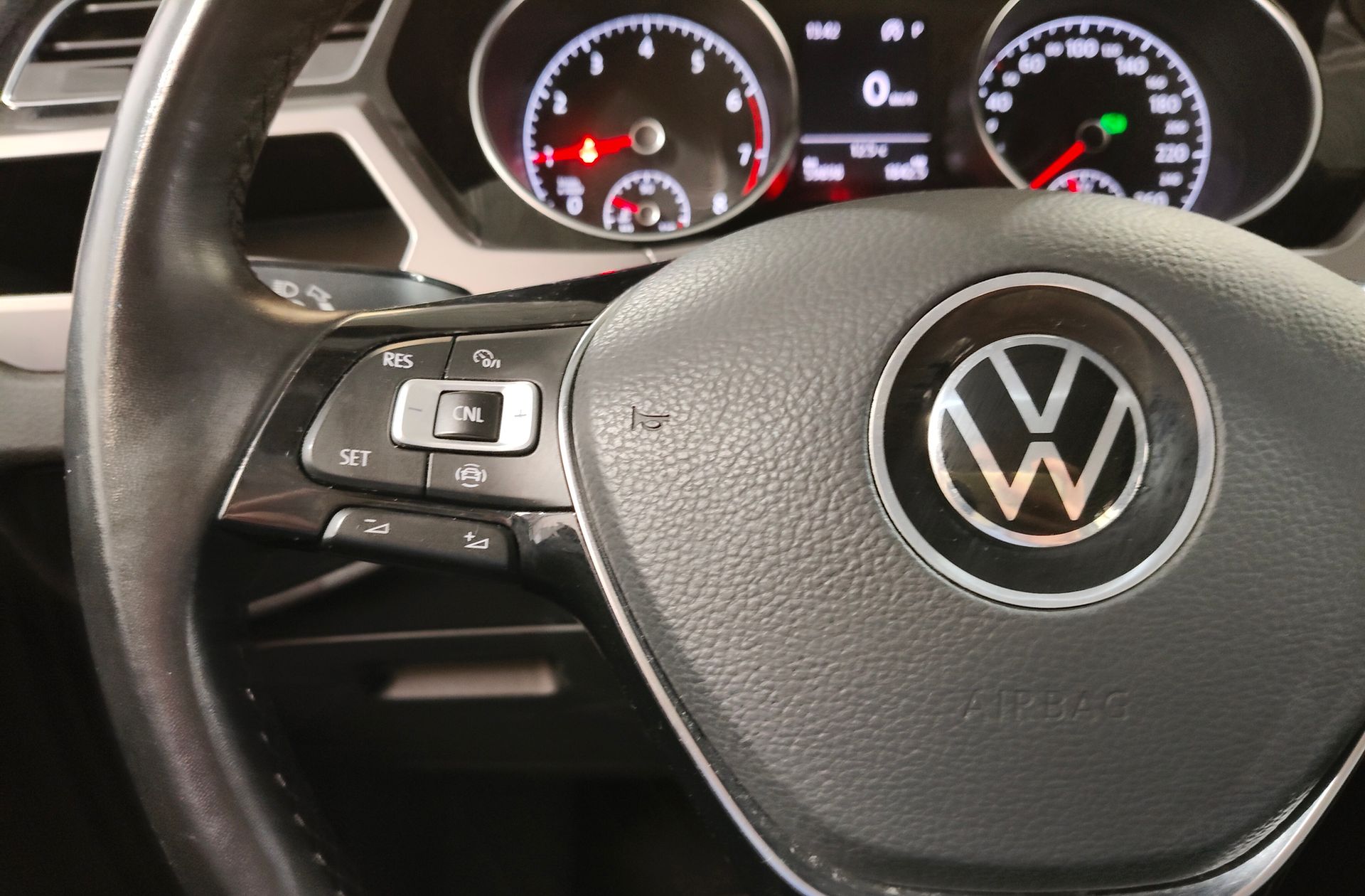 Volkswagen Touran Business 1.5 TSI 7 plazas DSG - foto 23