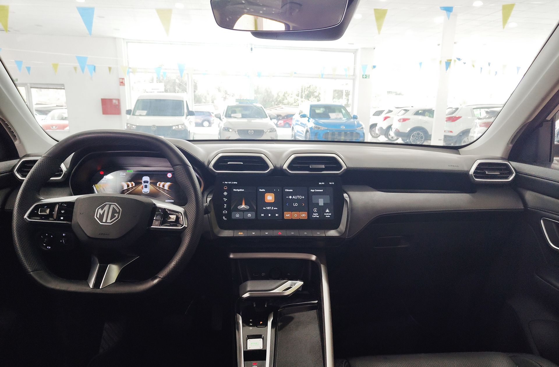MG ZS 1.5 Hybrid+ Luxury - foto 11