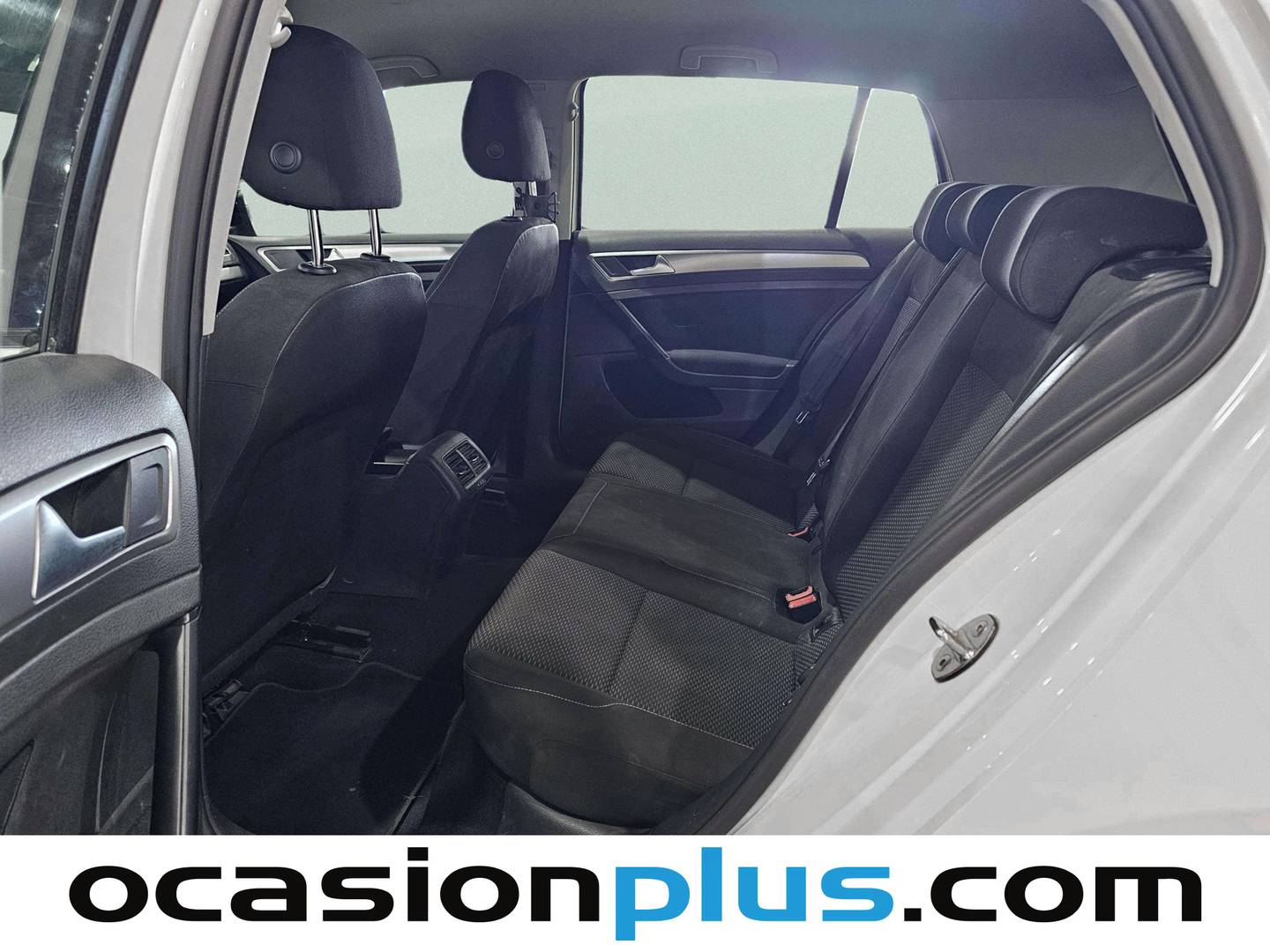 Foto asientos traseros Volkswagen Golf Volkswagen Golf Advance 1.6 TDI (115 CV)