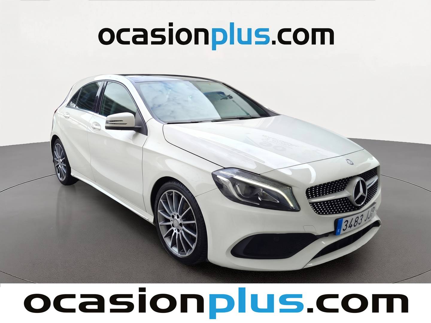 Foto delantera Mercedes Clase A Mercedes Clase A 180 AMG Line (122 CV) derecha
