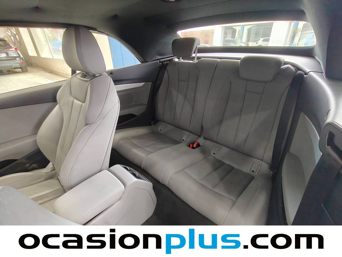 Foto asientos traseros Audi A5 Audi A5 Cabrio Advanced 35 TDI (163 CV) S tronic