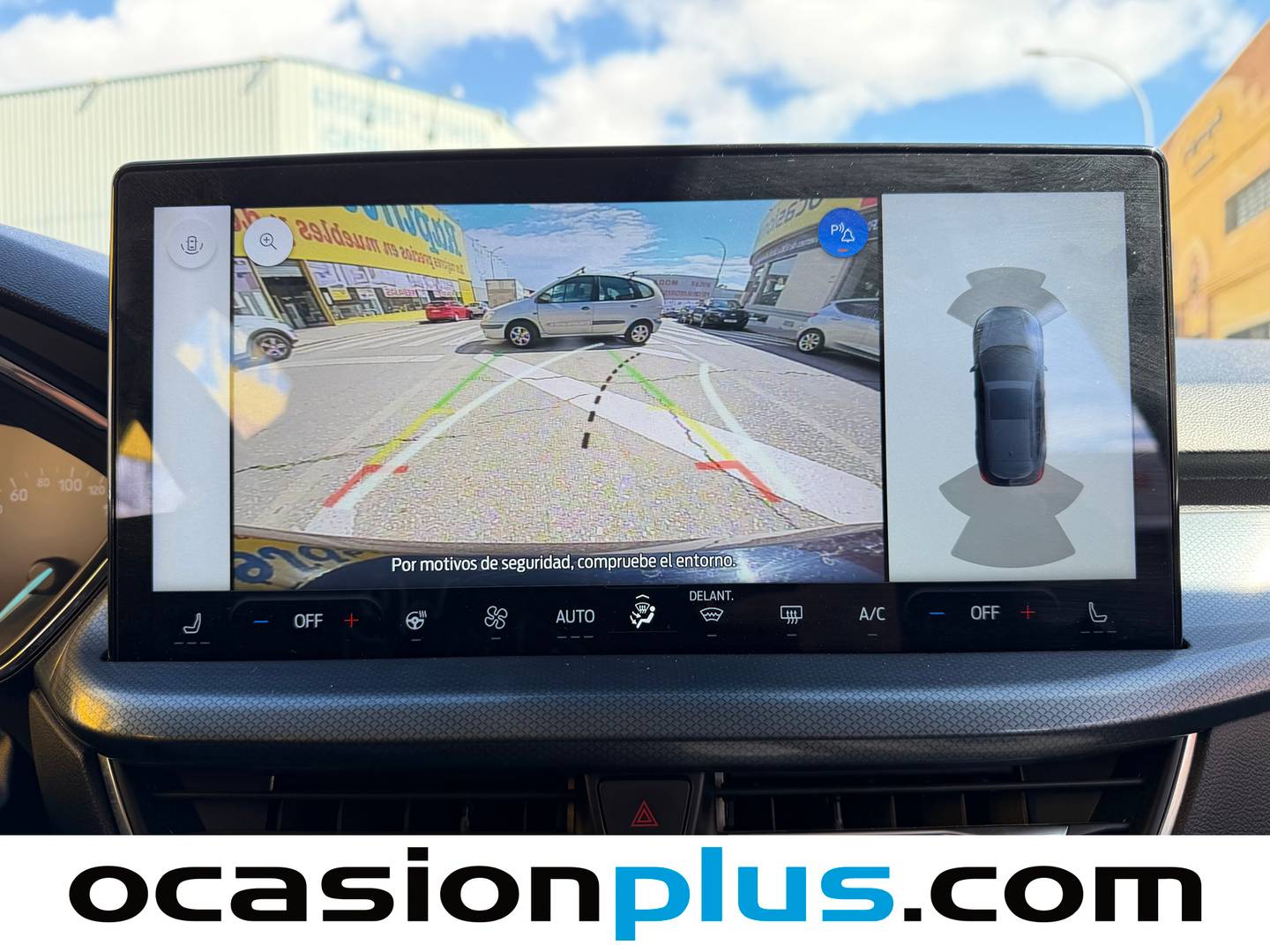 Equipamiento del Ford Focus Ford Focus 1.0 Ecoboost MHEV Active Auto (155 CV)