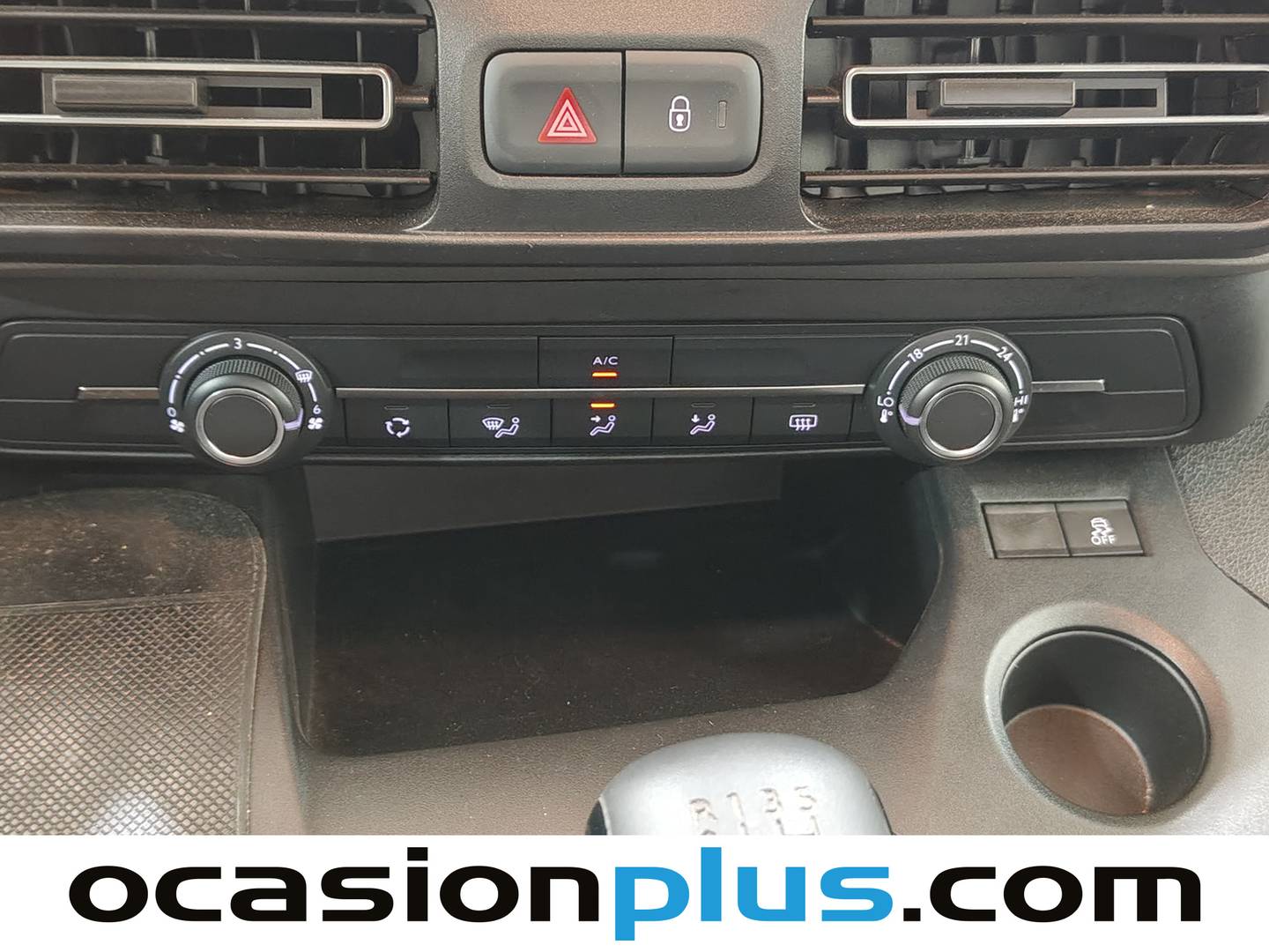 Foto Peugeot Rifter Peugeot Rifter Style Standard PureTech (110 CV)