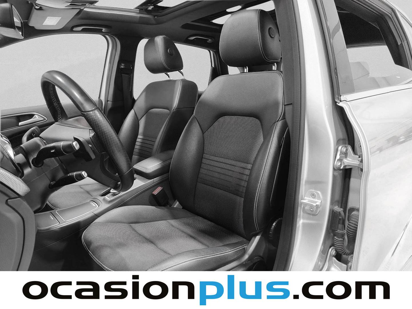 Foto asientos delanteros Mercedes Clase B Mercedes-Benz Clase B Mercedes-Benz Clase B B 180 CDI 80 kW (109 CV)