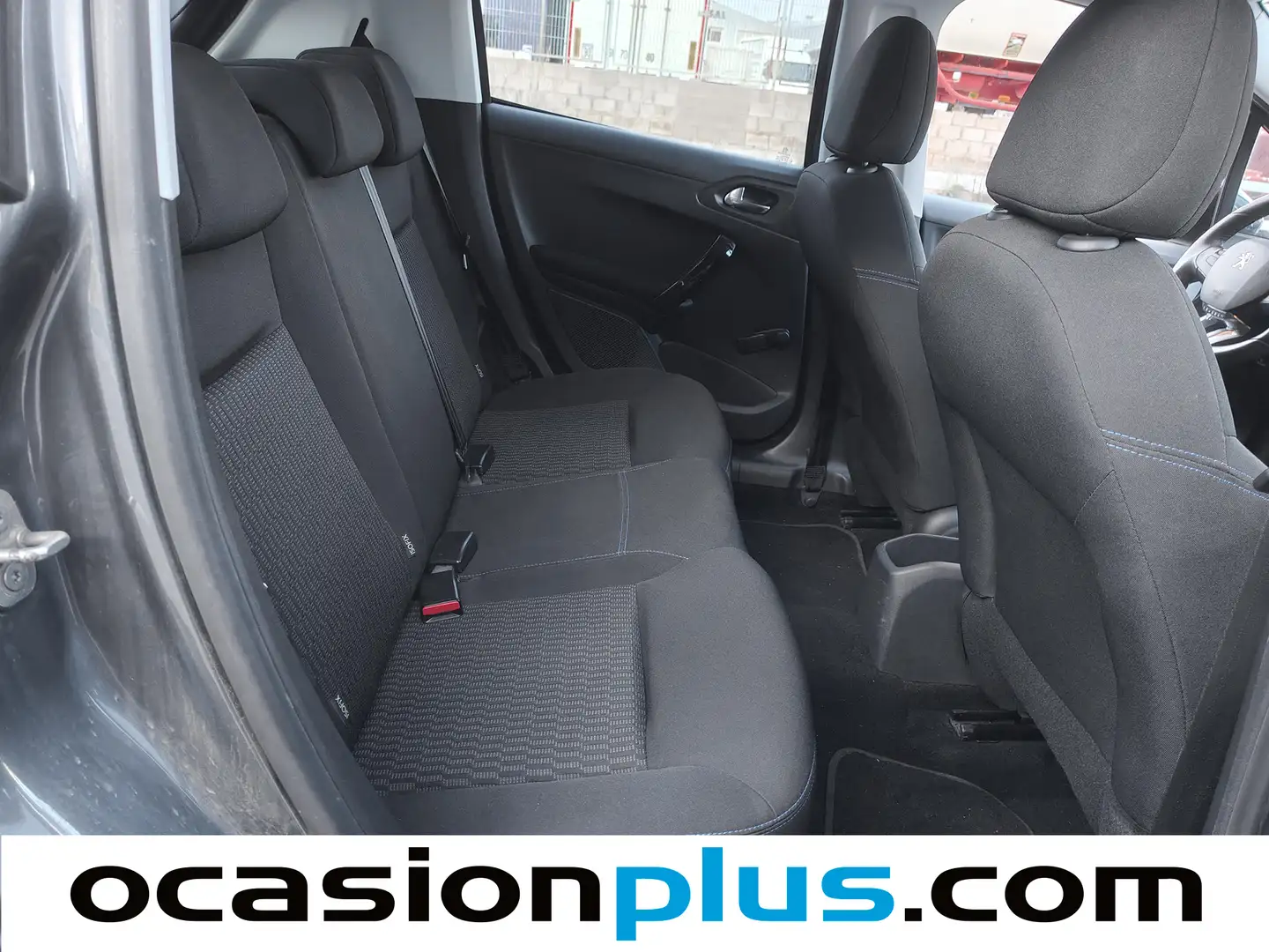 Foto Peugeot 208 Peugeot 208 1.6 BlueHDi Style (100 CV)