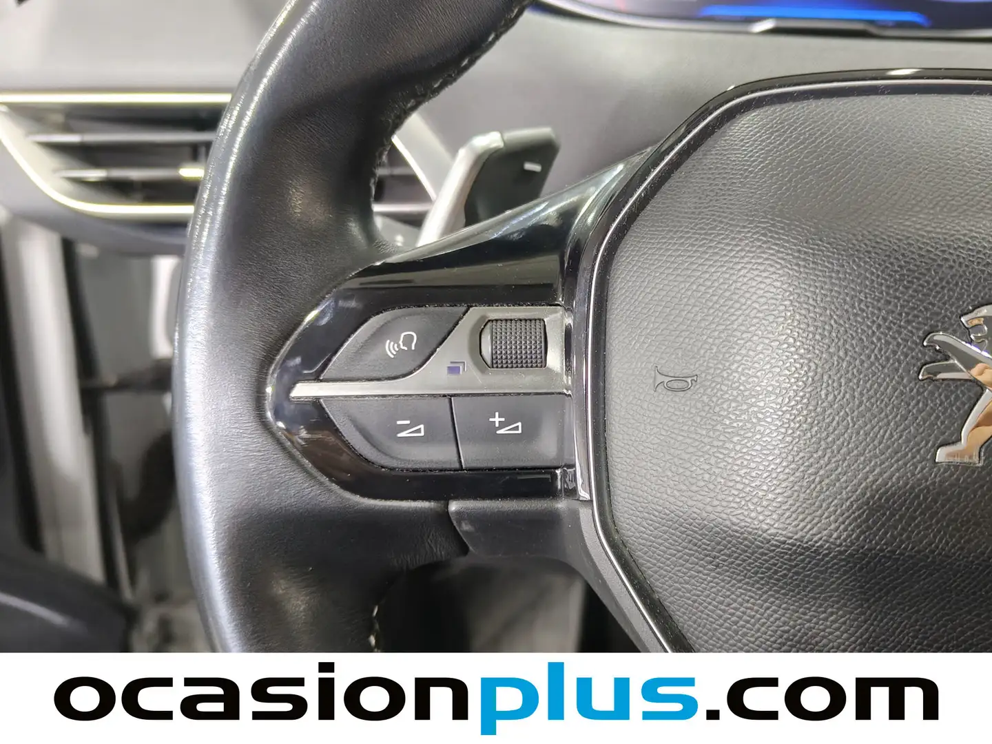 Foto Peugeot 3008 Peugeot 3008 PureTech 130 Allure EAT8 (130 CV)