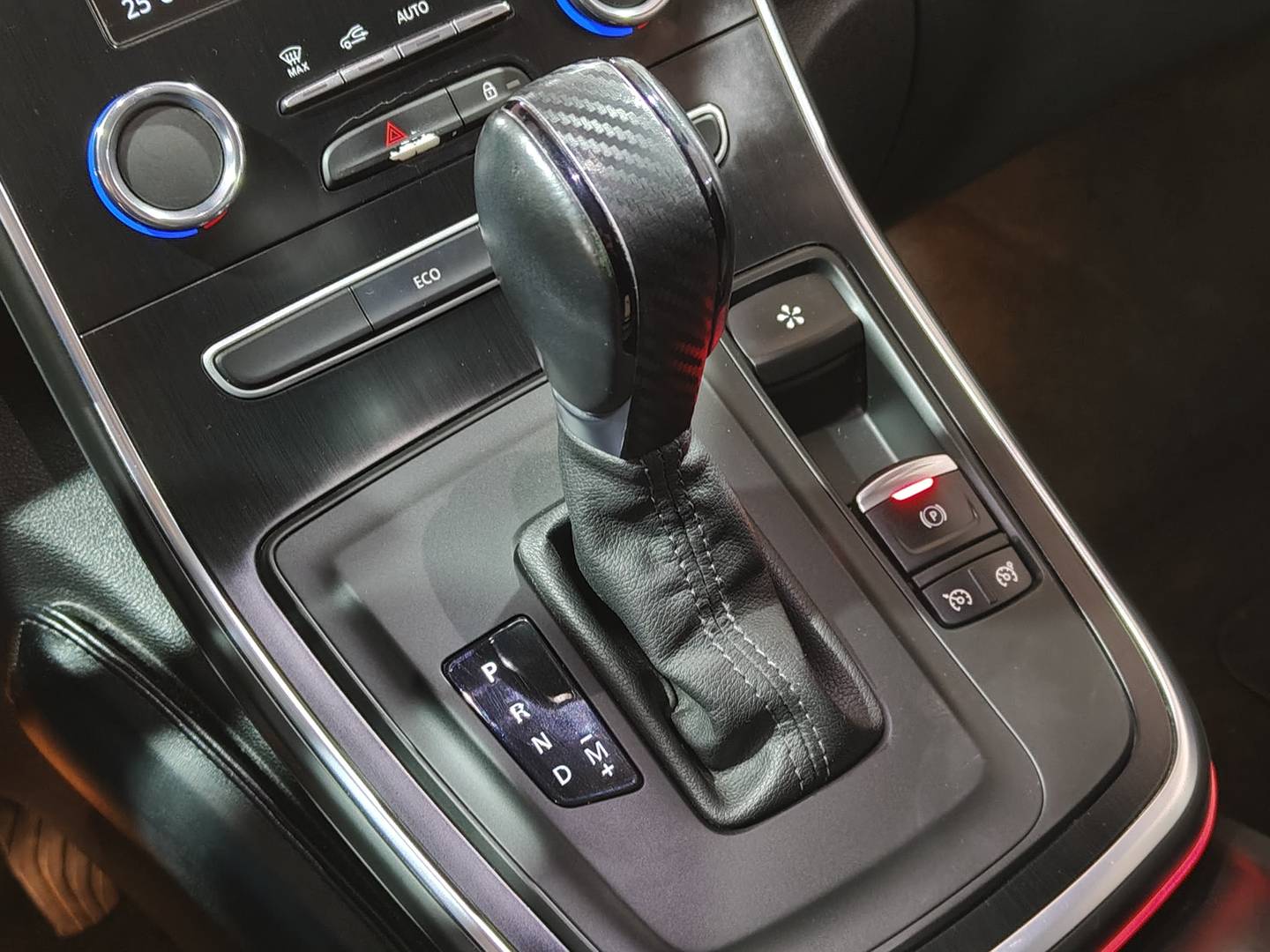 Foto Renault Grand Scénic Renault Grand Scenic Limited TCe (140 CV) EDC GPF 7 Plazas