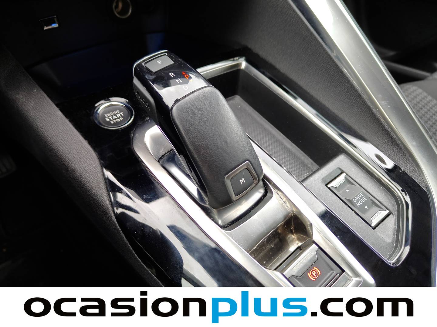 Foto Peugeot 3008 Peugeot 3008 BlueHDi 130 S&S Active Pack EAT8 (130 CV)