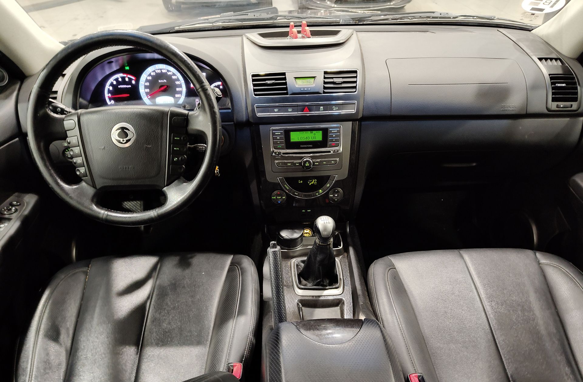 SsangYong Rexton 200 e-xdi Premium 4x2 - foto 7