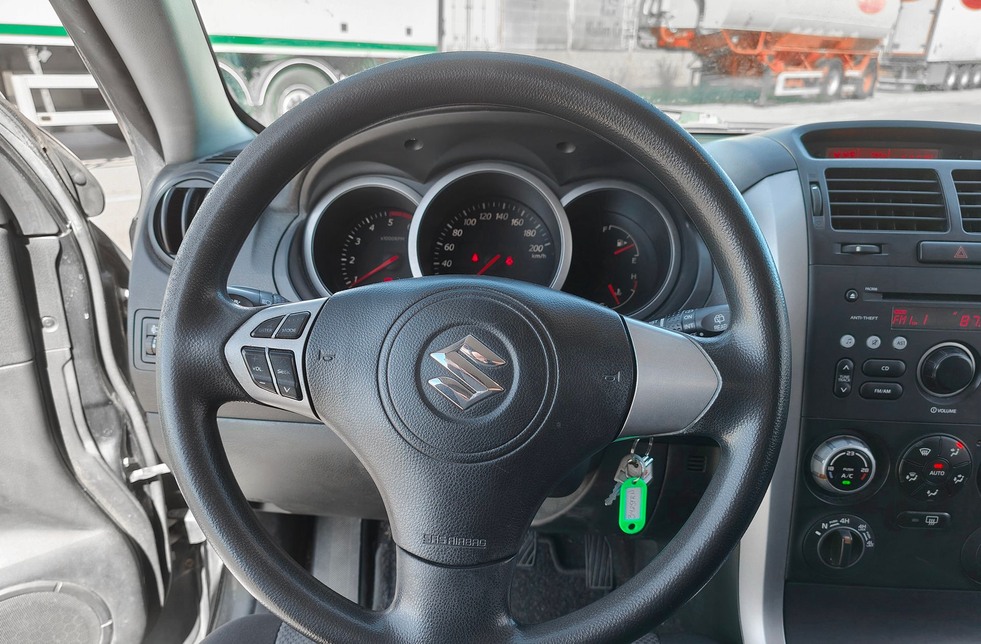 Suzuki Grand Vitara 1.9 Ddis JX-A - foto 18