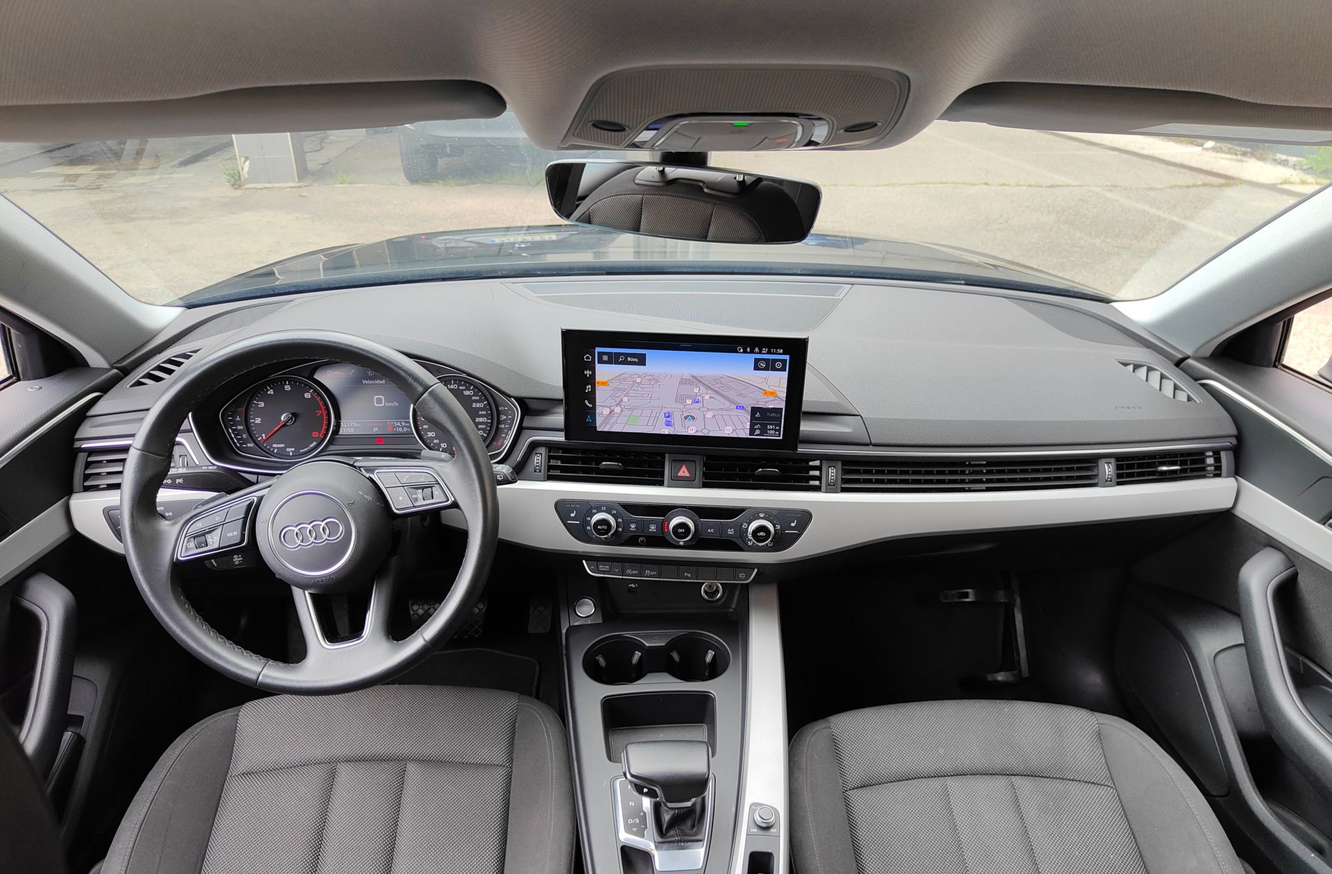 Audi A4 Avant Black Line 35 TFSI S Tronic - foto 6