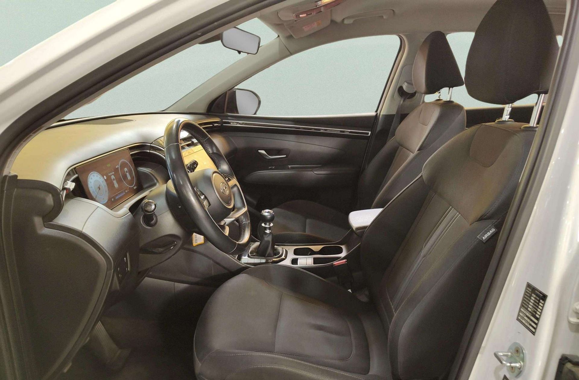 Hyundai Tucson 1.6 CRDi Maxx - foto 11