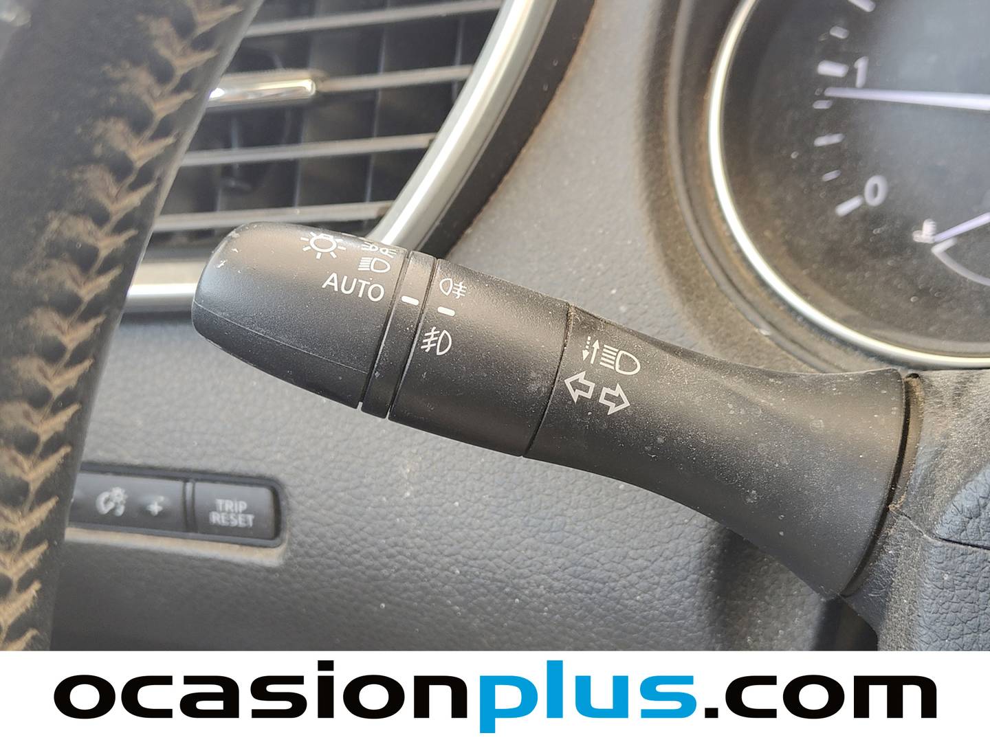 Extras y acabados del Nissan QASHQAI Nissan Qashqai dCi 115 Acenta (115 CV)