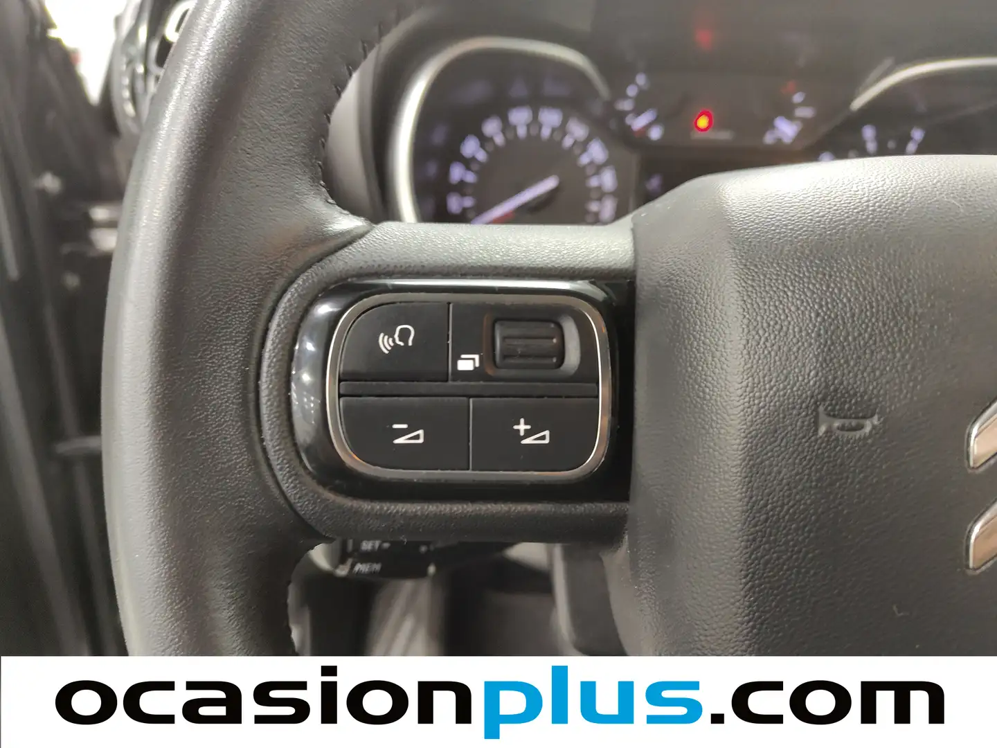 Foto Citroën C3 Aircross Citroen C3 Aircross PureTech 130 Shine Pack EAT6 (131 CV)