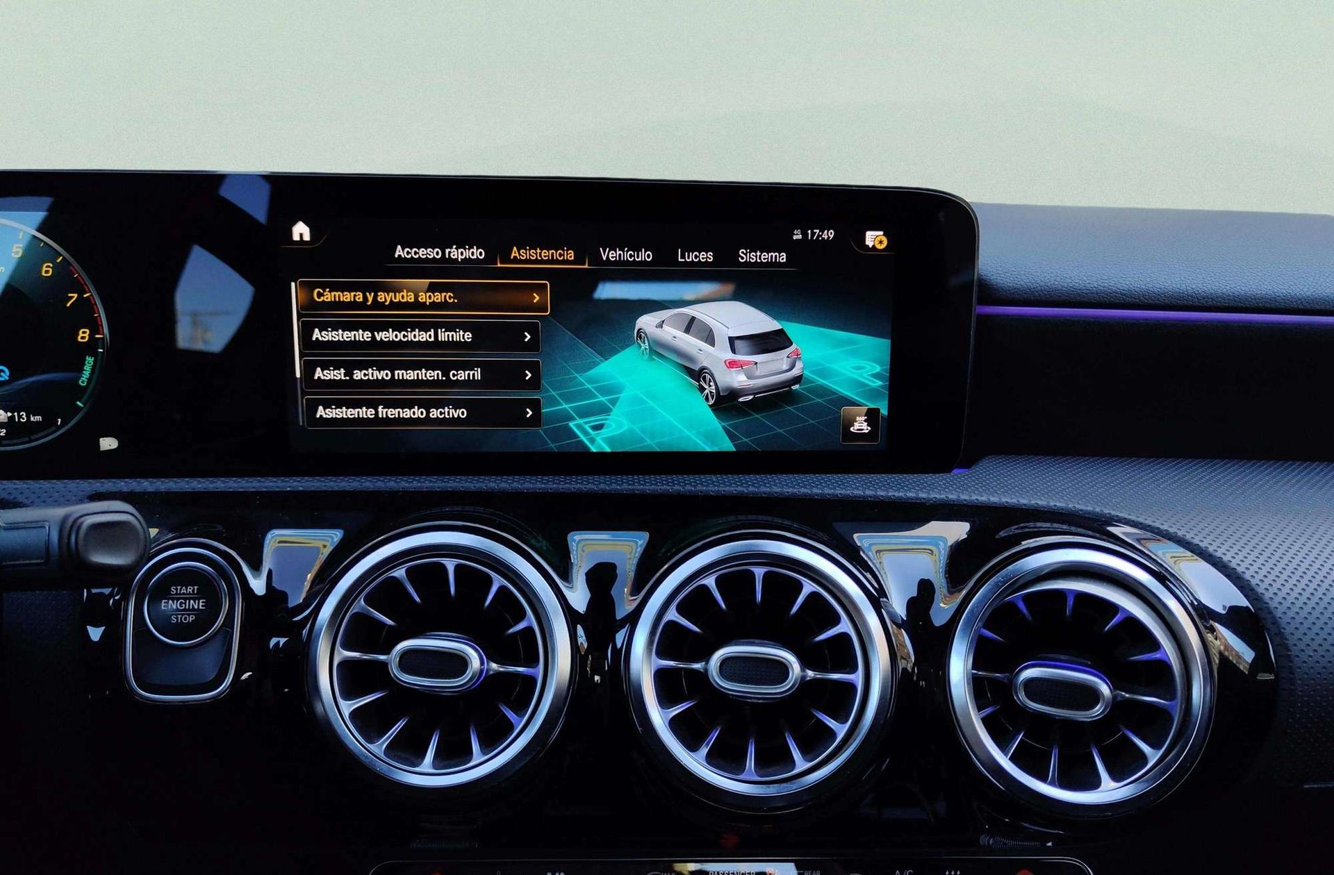 Mercedes-Benz Clase A 250 e Pack AMG - foto 13