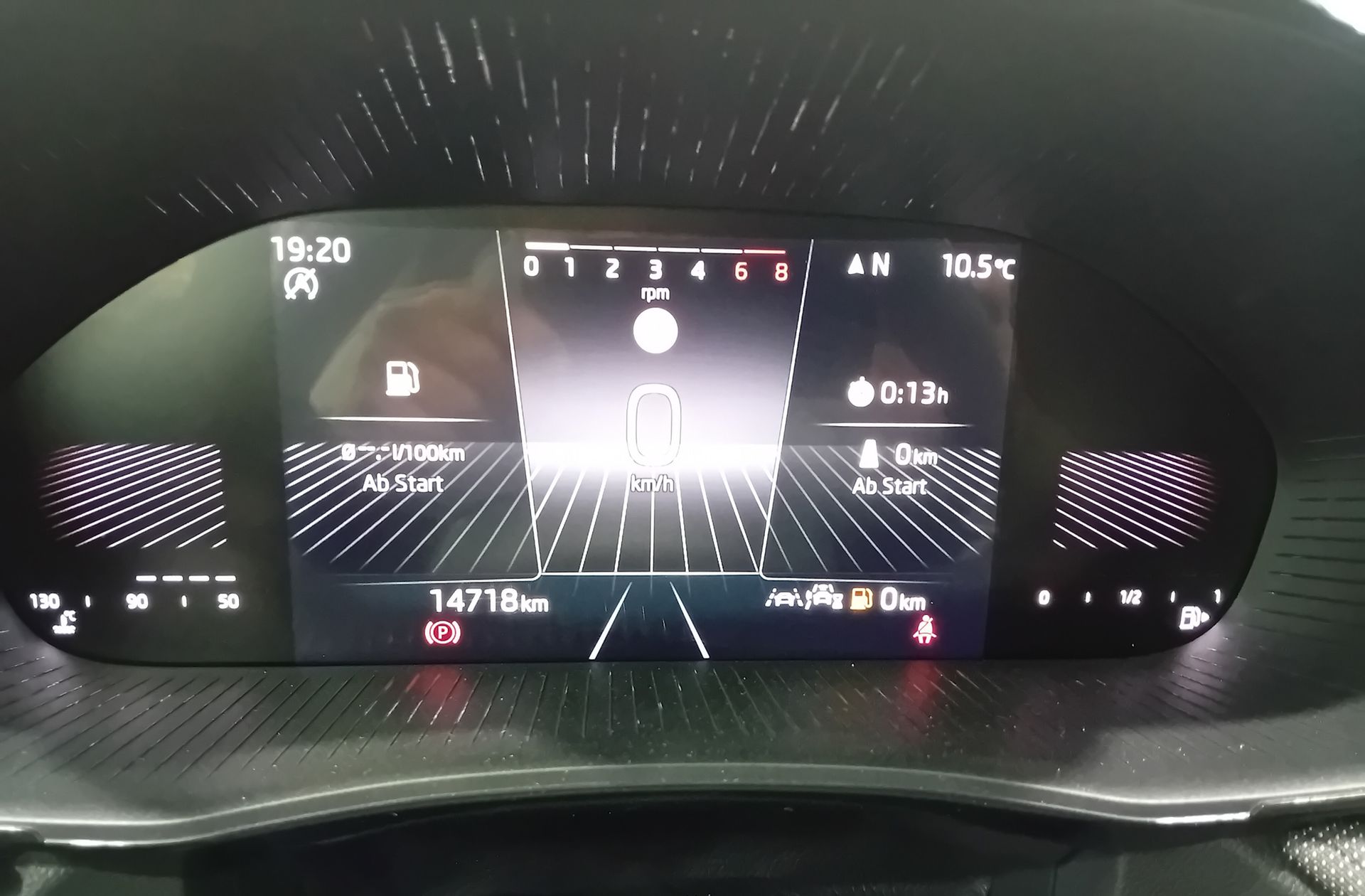 Škoda Fabia 1.0 TSI Selection - foto 21
