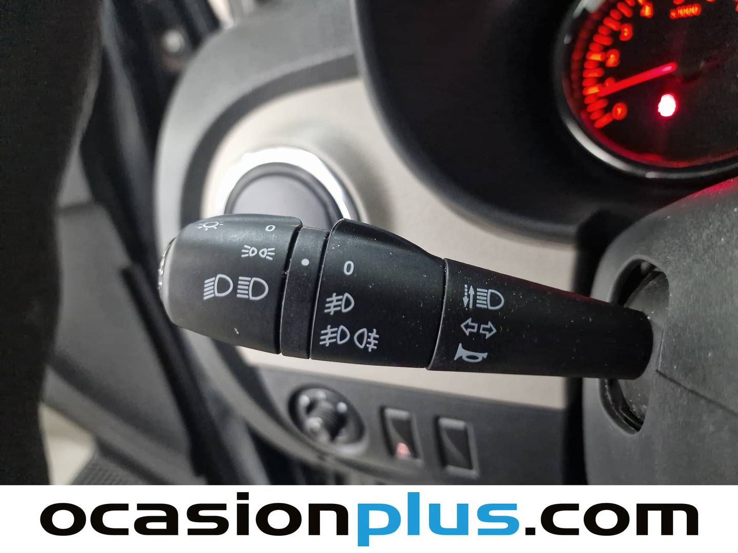 Extras y acabados del Dacia Lodgy Dacia Lodgy Laureate dCi (90 CV) 7 Plazas