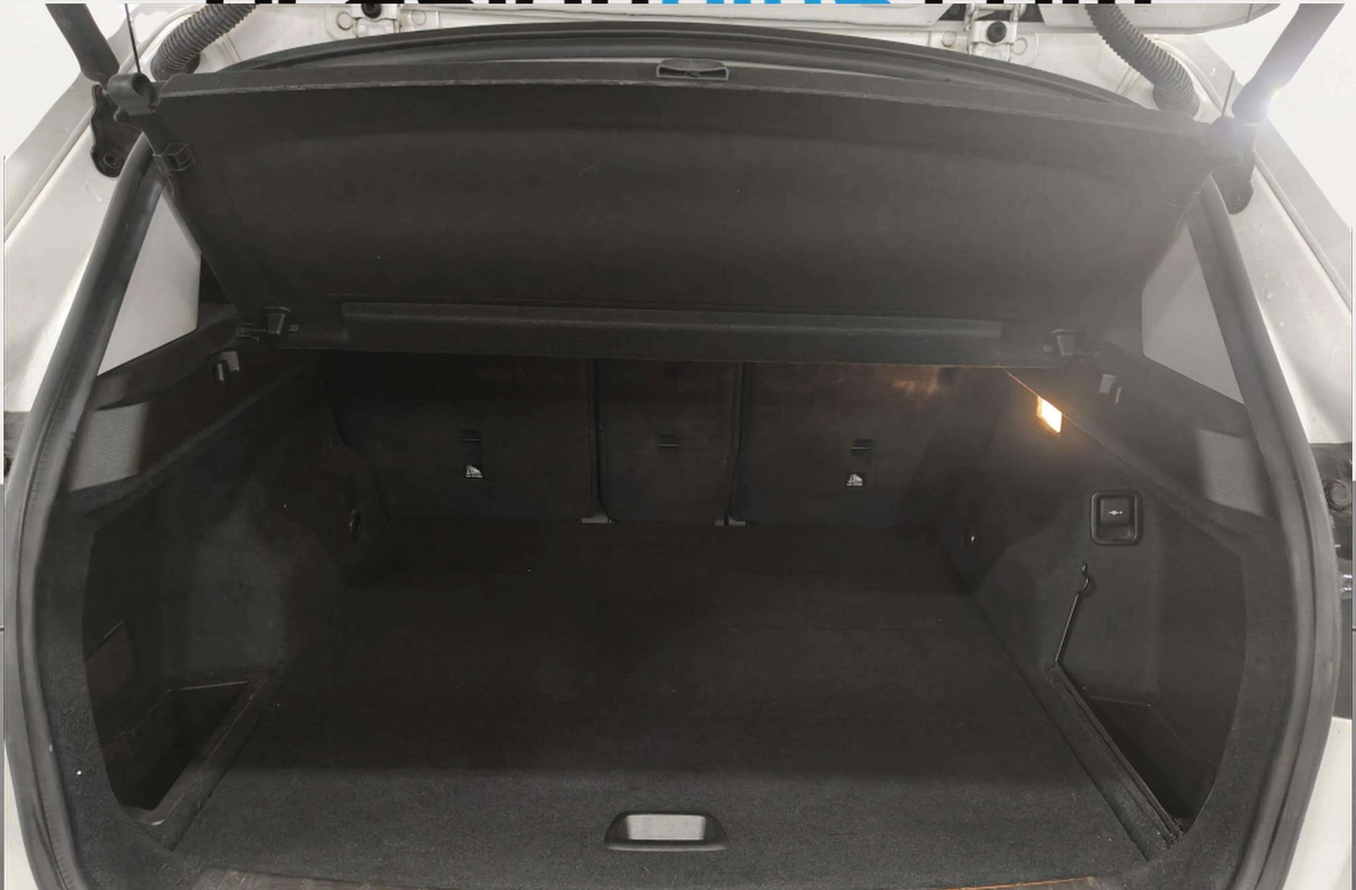BMW X1 sDrive18d - foto 15