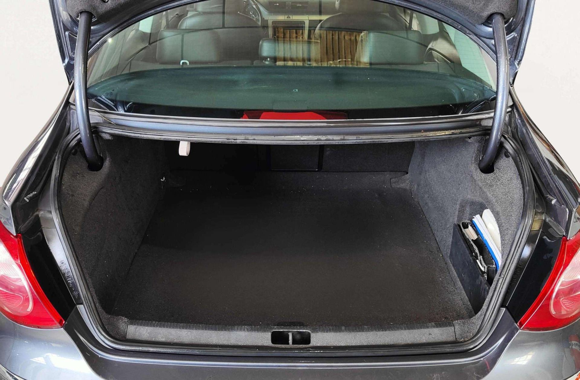 Volkswagen Passat CC 2.0 TDI DPF DSG - foto 17