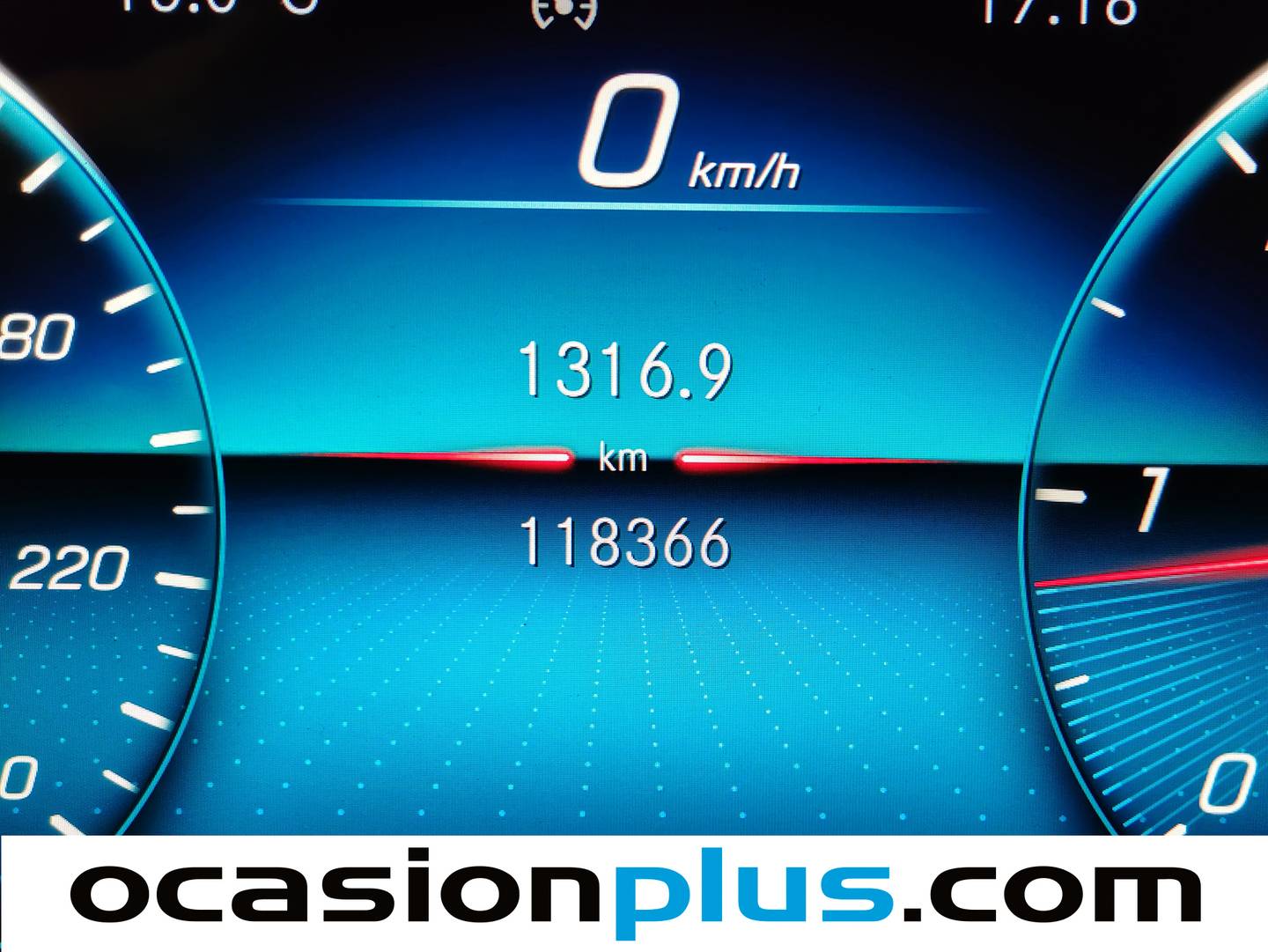 Foto Mercedes GLB Mercedes-Benz GLB GLB 220 D 4MATIC (190 CV)