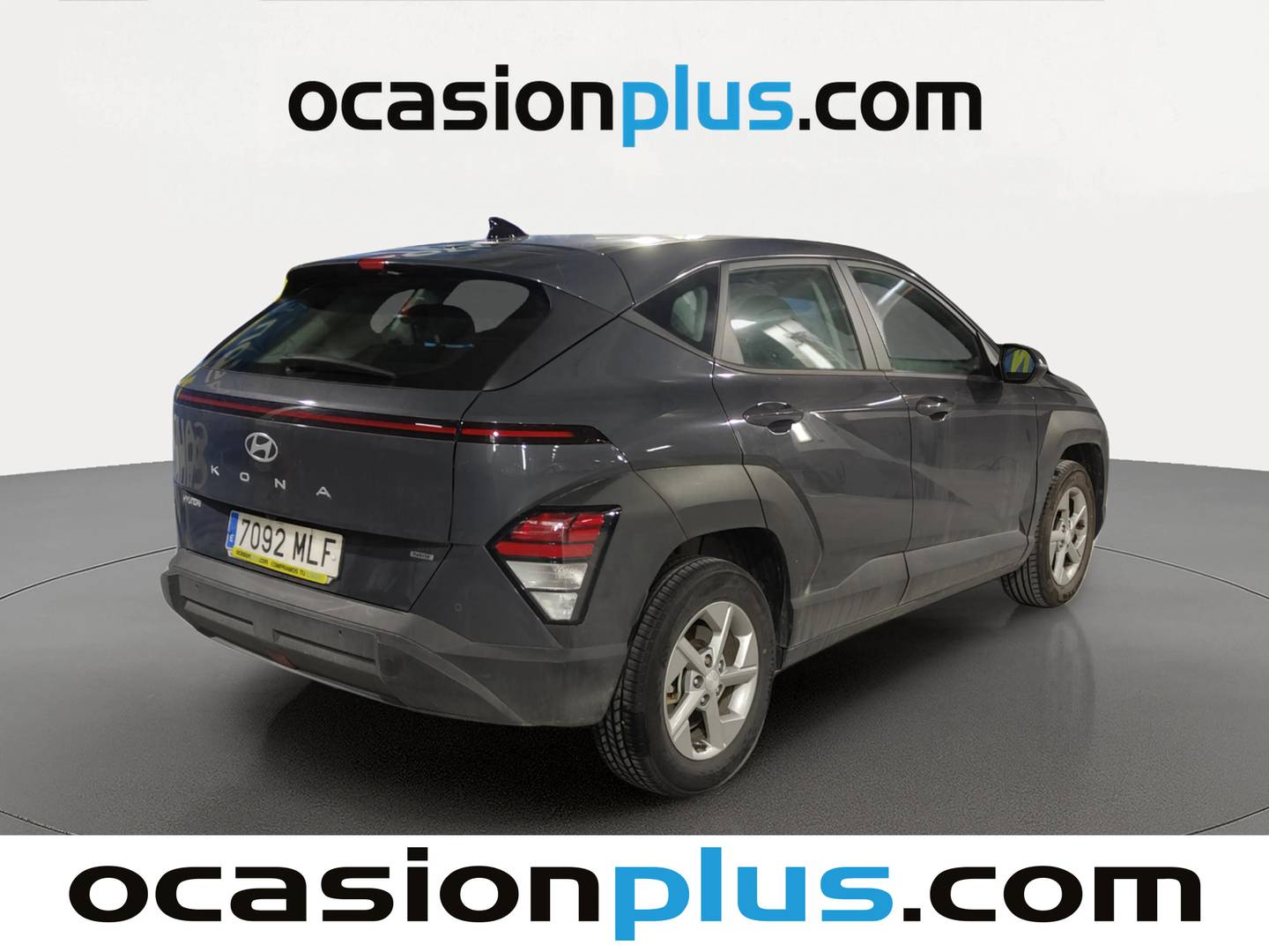 Foto trasera Hyundai Kona Hyundai Kona 1.6 GDI HEV Maxx DCT (141 CV) derecha