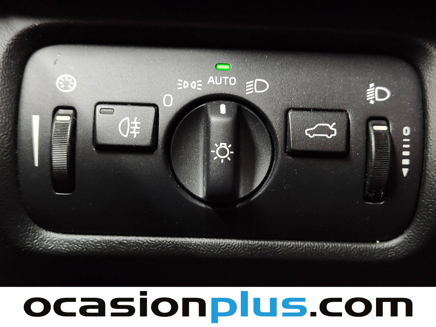 Extras del Volvo V40 Volvo V40 D2 Momentum (115 CV)