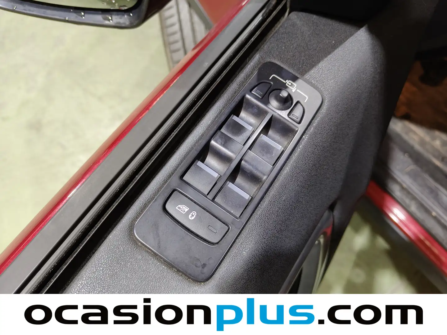 Foto Land Rover Discovery Sport Land Rover Discovery Sport 2.0L eD4 SE 4x2 (150 CV)