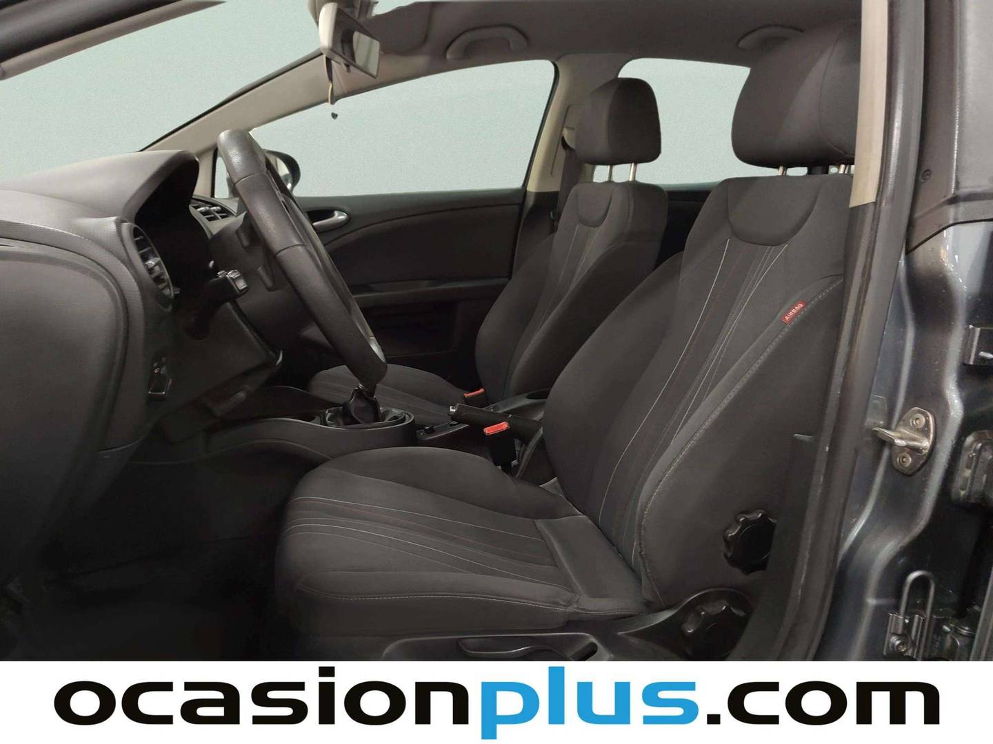 Foto asientos delanteros Seat León Seat León 1.2 TSI Reference Copa (105 CV)
