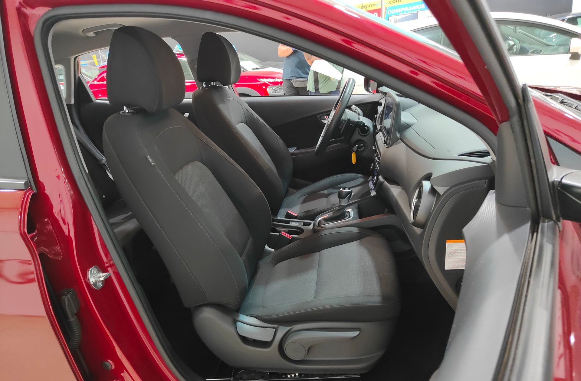 Hyundai Kona 1.6 GDI HEV Maxx DCT - foto 16