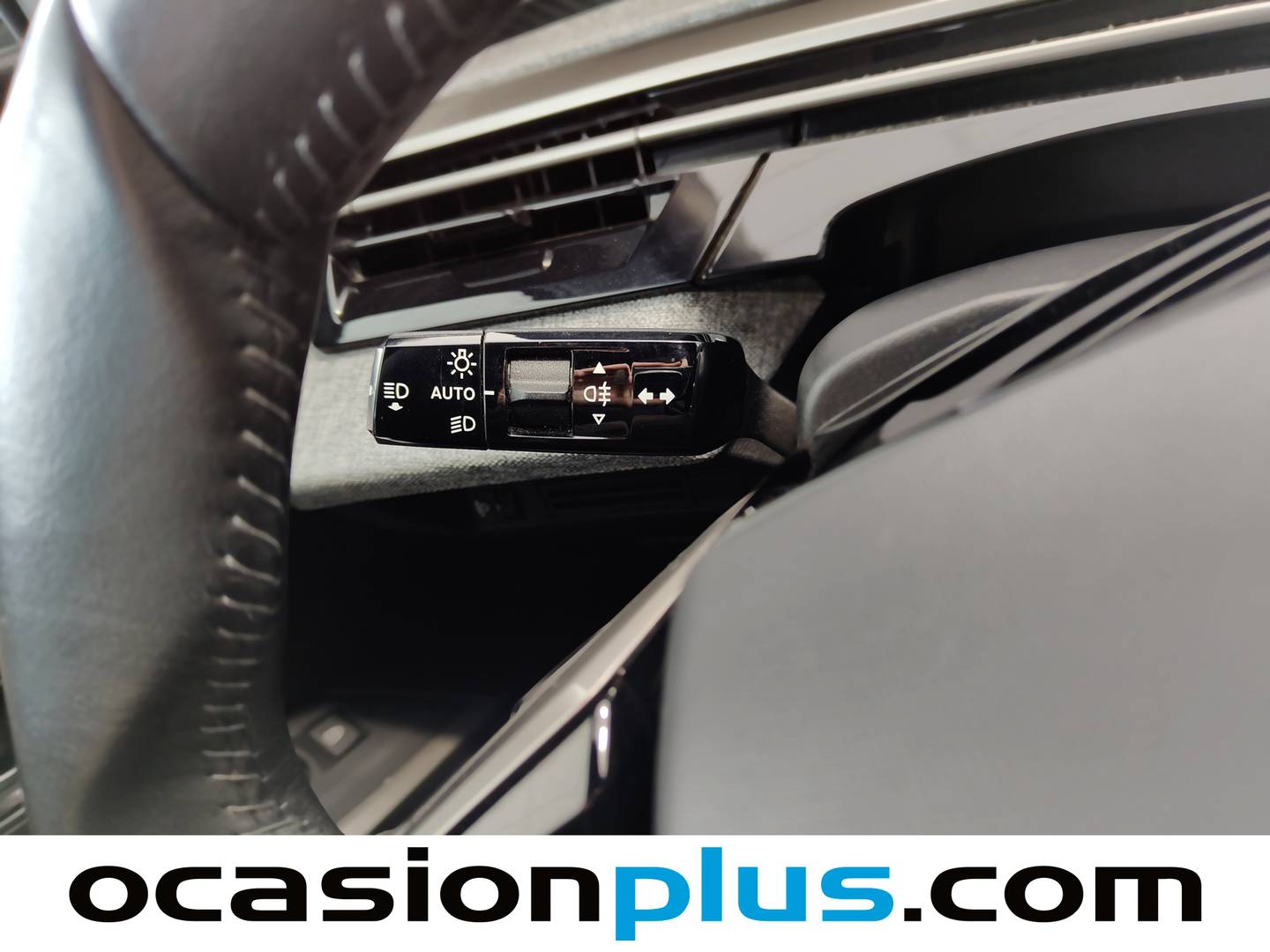 Peugeot 3008 Hybrid Peugeot 3008 Hybrid 145 Allure eDCS6 (145 CV) seminuevo