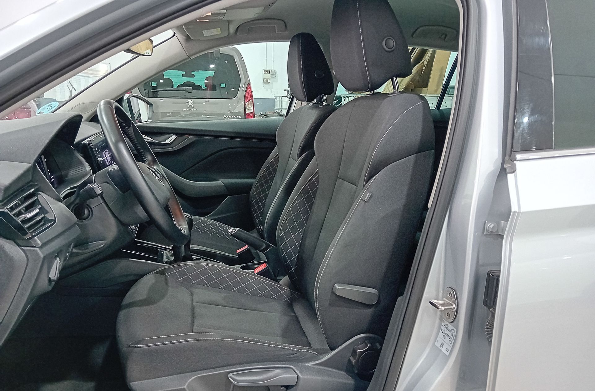 Škoda Scala 1.5 TSI Emotion - foto 10