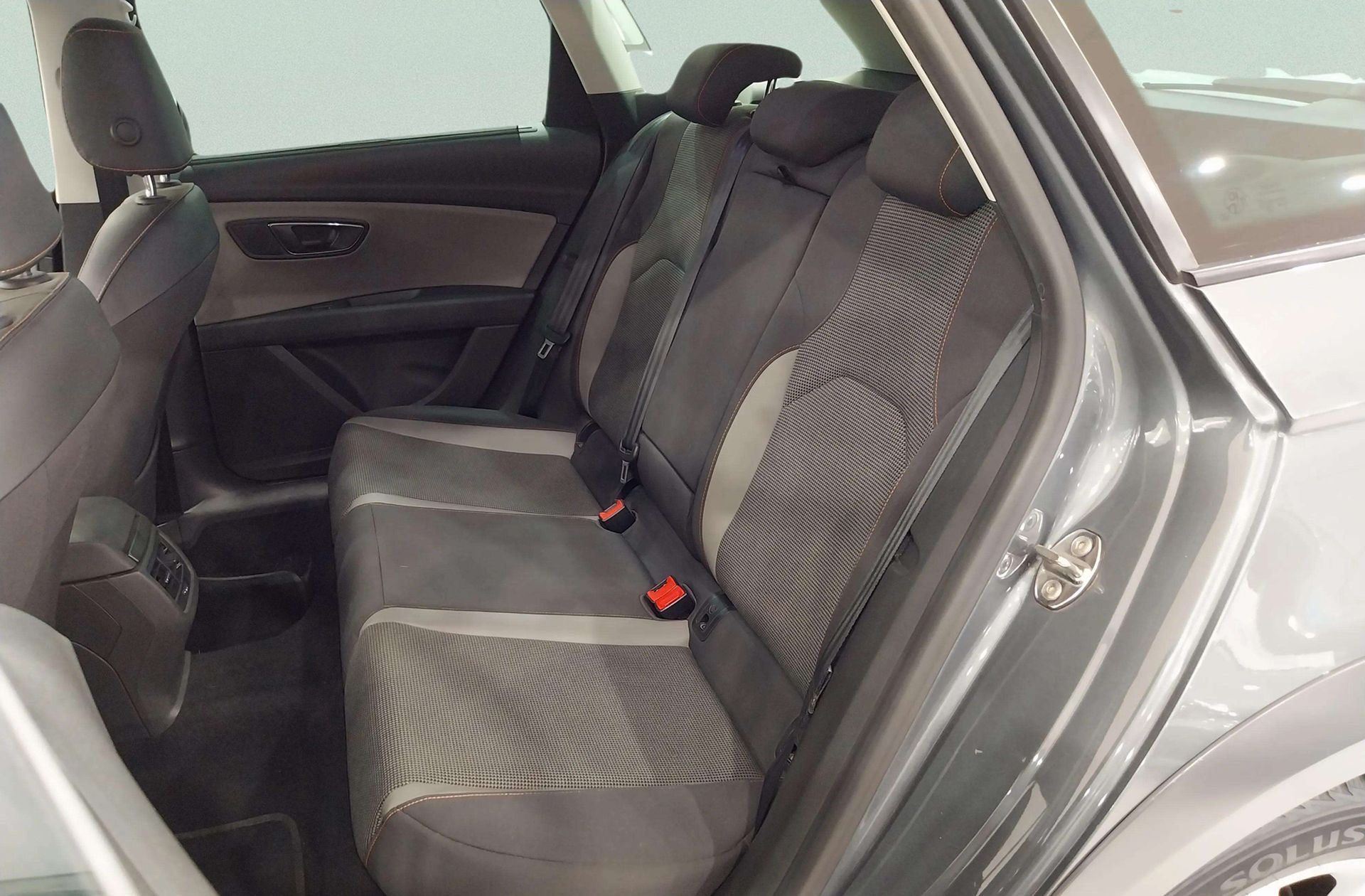 SEAT León ST 1.8 TSI X-perience Titan Desert 4Drive DSG - foto 13