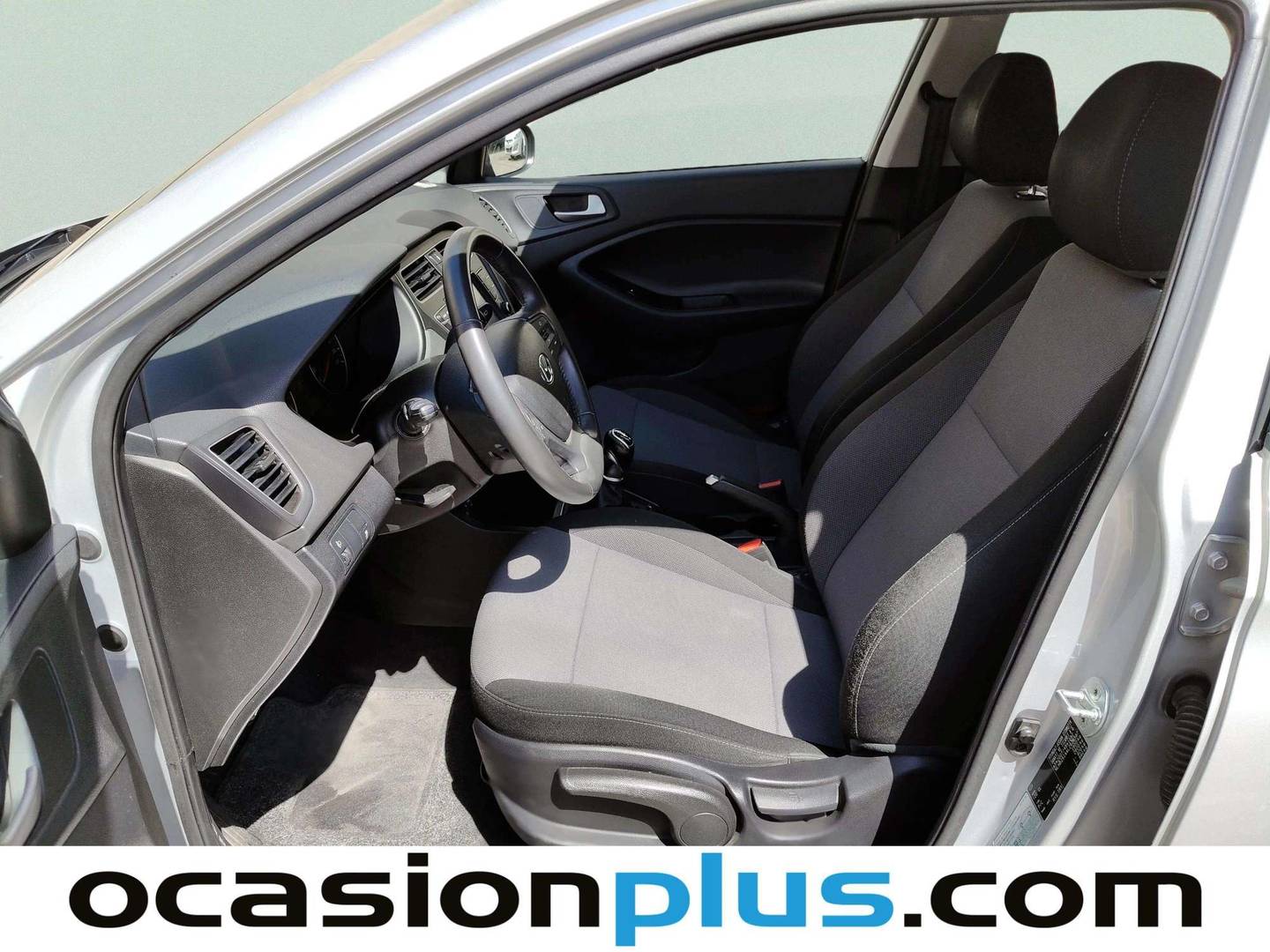 Foto asientos delanteros Hyundai i20 Hyundai i20 1.0 TGDI Essence LE (100 CV)