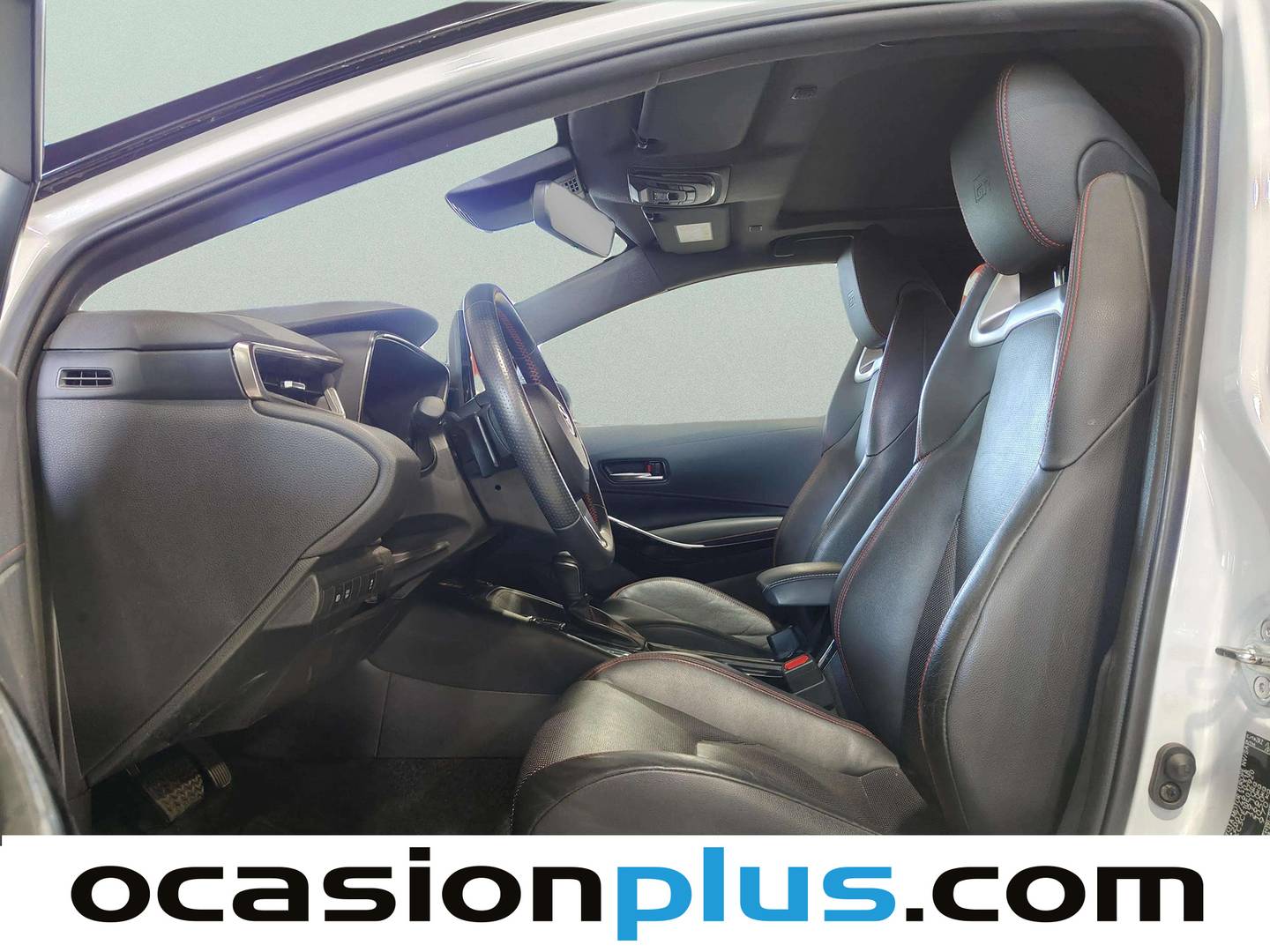 Foto asientos delanteros Toyota Corolla Toyota Corolla 200H GR-Sport (196 CV)