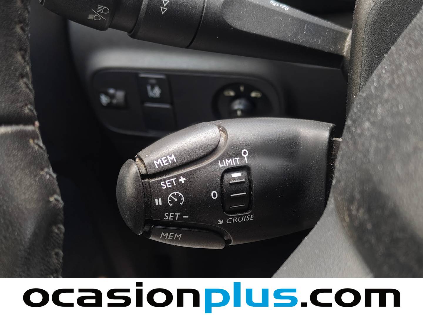 Citroën C3 Citroën C3 PureTech 82 Feel (83 CV) seminuevo