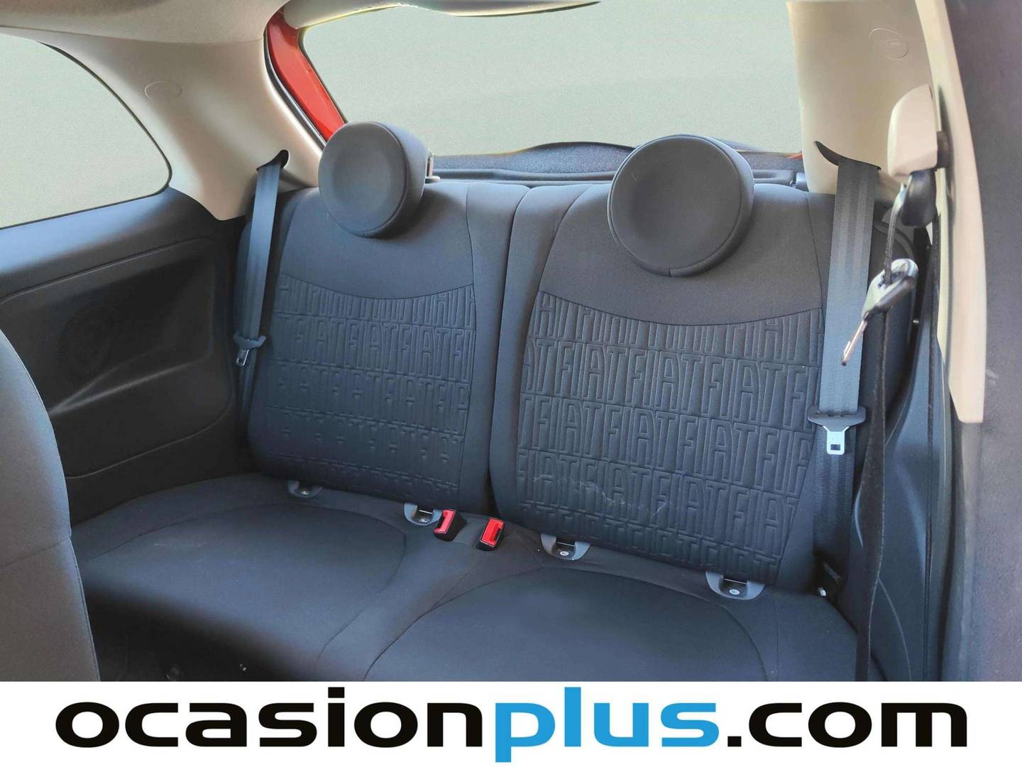 Foto asientos traseros Fiat 500 Fiat 500 1.0 Hybrid Dolcevita (70 CV)