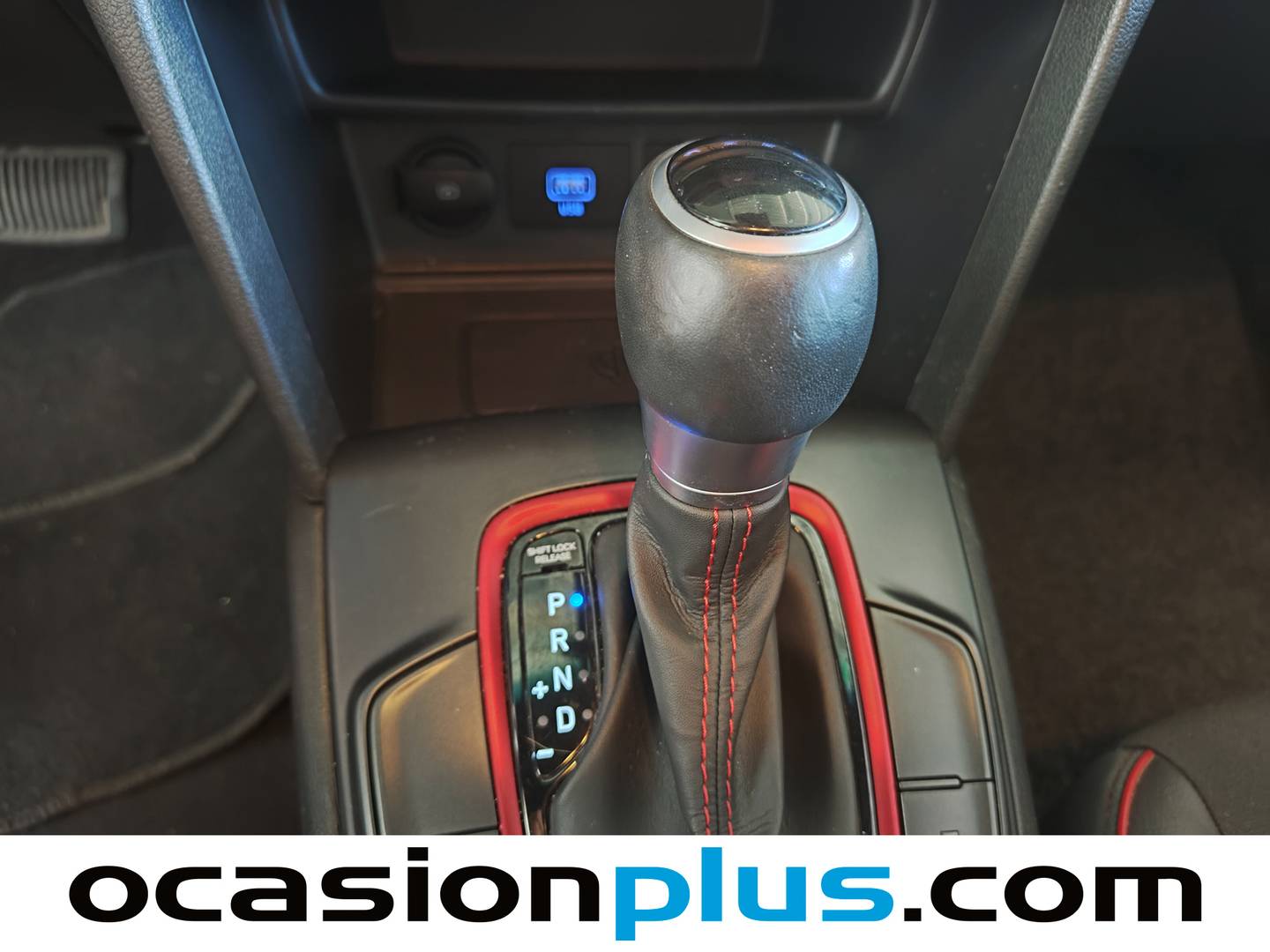 Hyundai Kona Hyundai Kona 1.6 GDI HEV Tecno Red DT (141 CV) de segunda mano